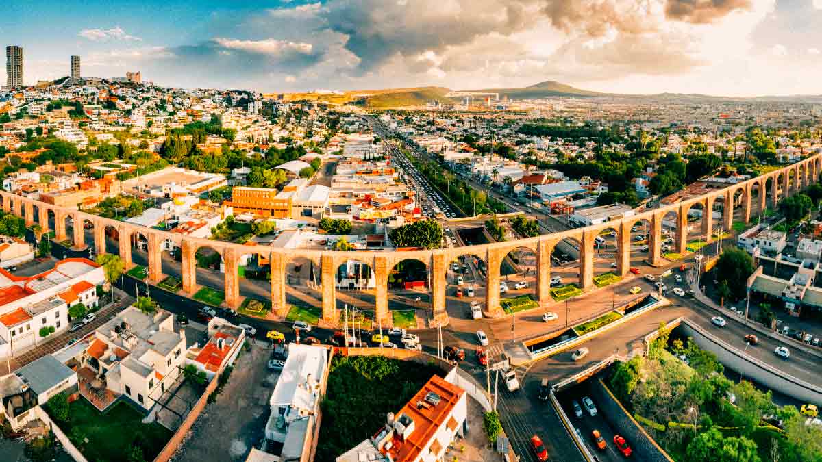 El aguila seguro de auto queretaro.jpg